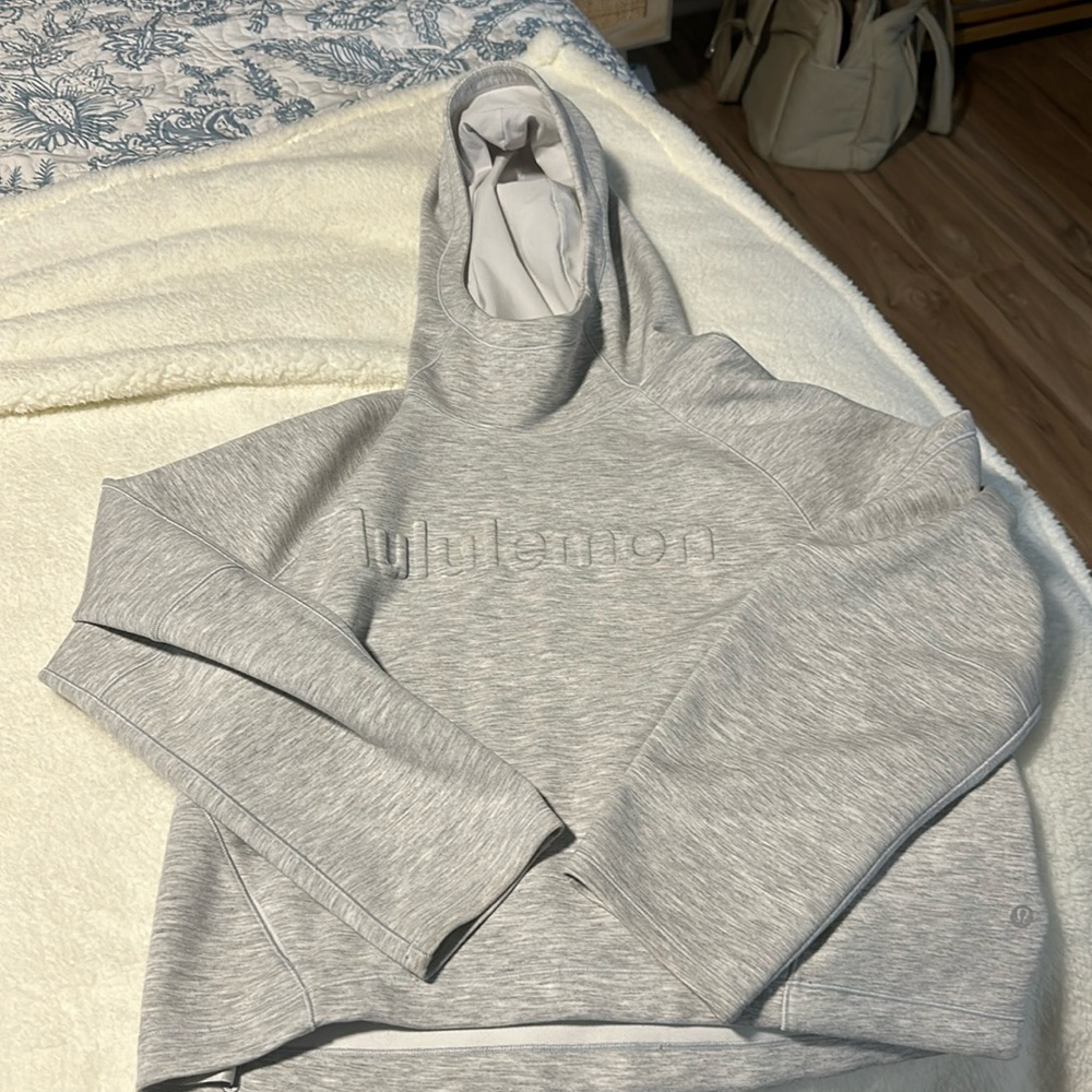 Lulu lemon Grey cropped hoodie size 6